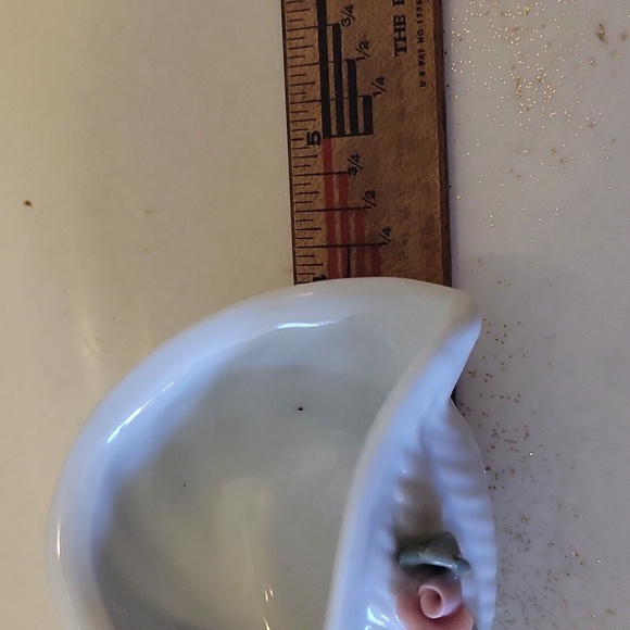 Lefton clamshell porcelain trinket Dish - Picture 6 of 7